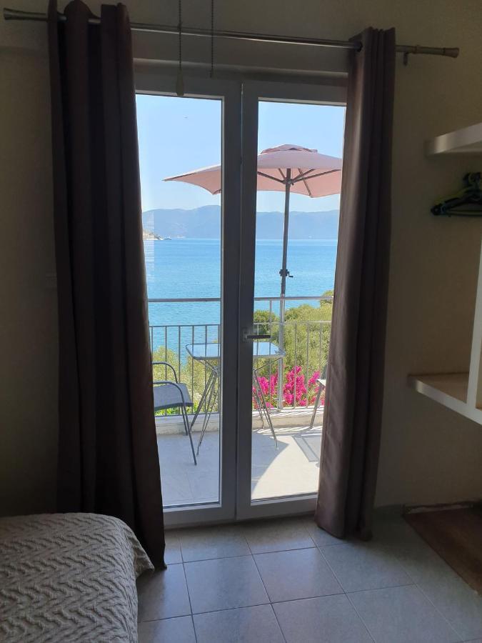 Ballas Apartments أيّا إفيميا المظهر الخارجي الصورة