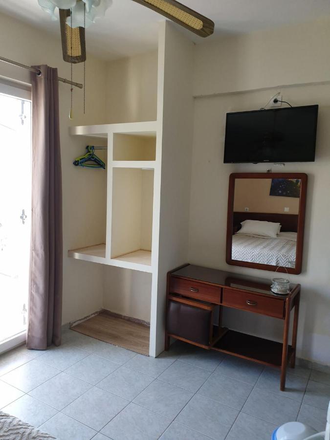 Ballas Apartments أيّا إفيميا المظهر الخارجي الصورة