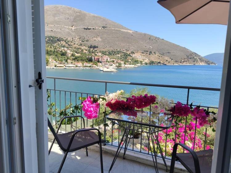 Ballas Apartments أيّا إفيميا المظهر الخارجي الصورة