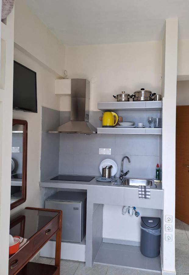 Ballas Apartments أيّا إفيميا المظهر الخارجي الصورة